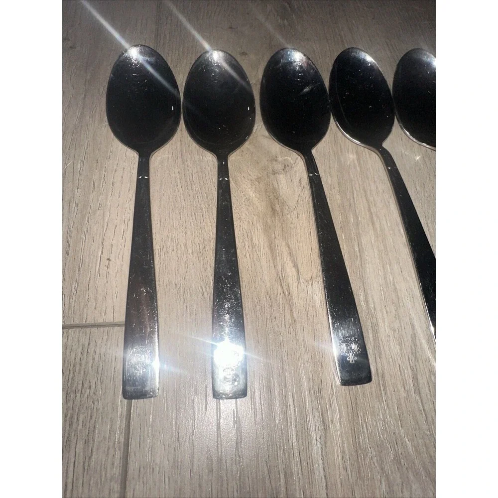 6 PCs Oneida USA Stainless Silverware‎ OHS293 Oval Place Soup Spoons
